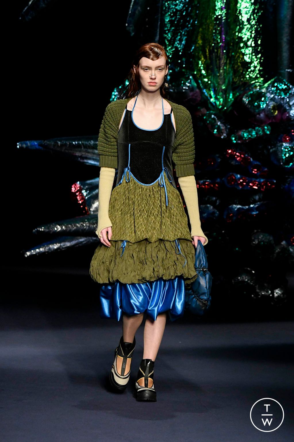 Fashion Week Milan Fall/Winter 2024 look 38 de la collection Andersson Bell menswear
