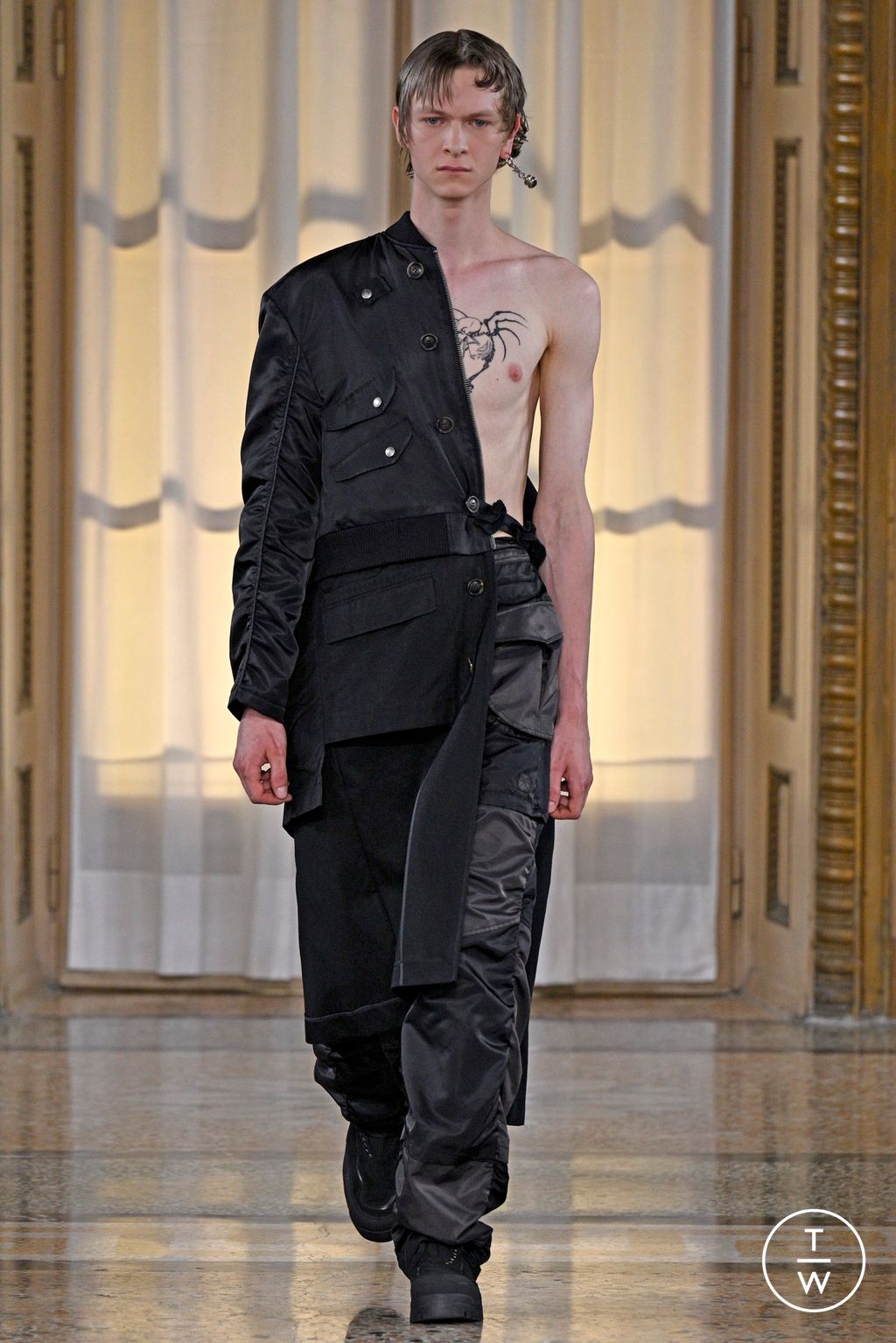 Fashion Week Milan Spring/Summer 2024 look 3 de la collection Andersson Bell menswear