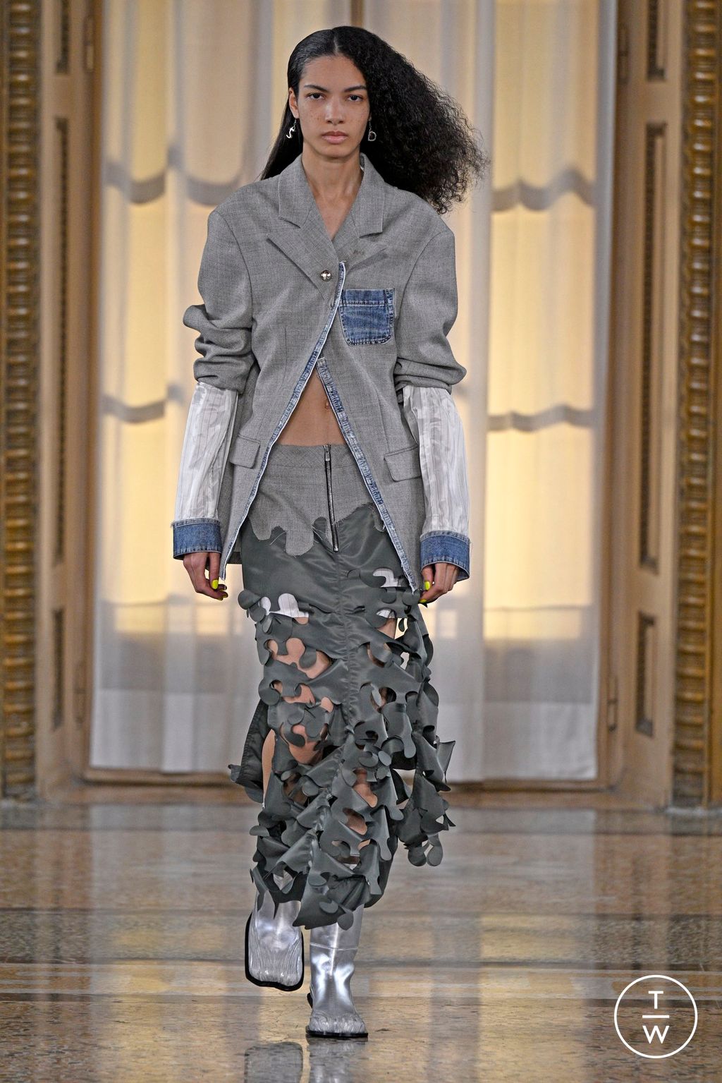 Fashion Week Milan Spring/Summer 2024 look 17 de la collection Andersson Bell menswear