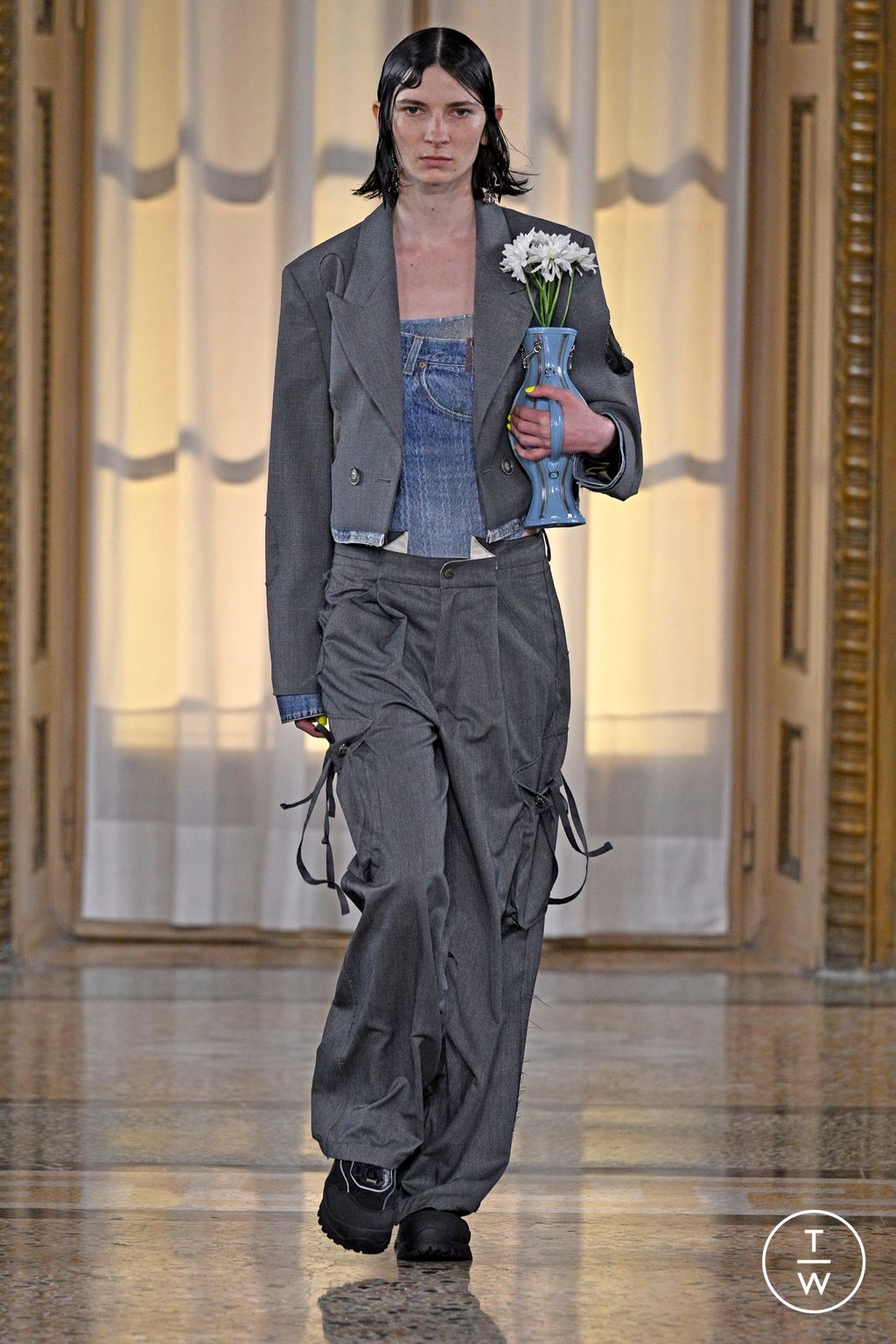 Fashion Week Milan Spring/Summer 2024 look 19 from the Andersson Bell collection menswear