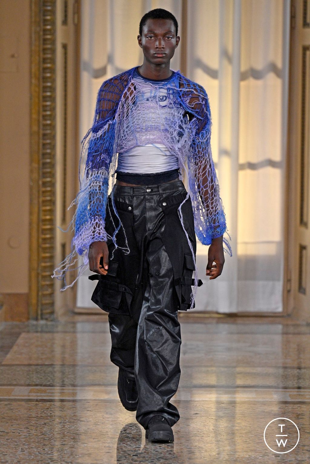 Fashion Week Milan Spring/Summer 2024 look 23 de la collection Andersson Bell menswear