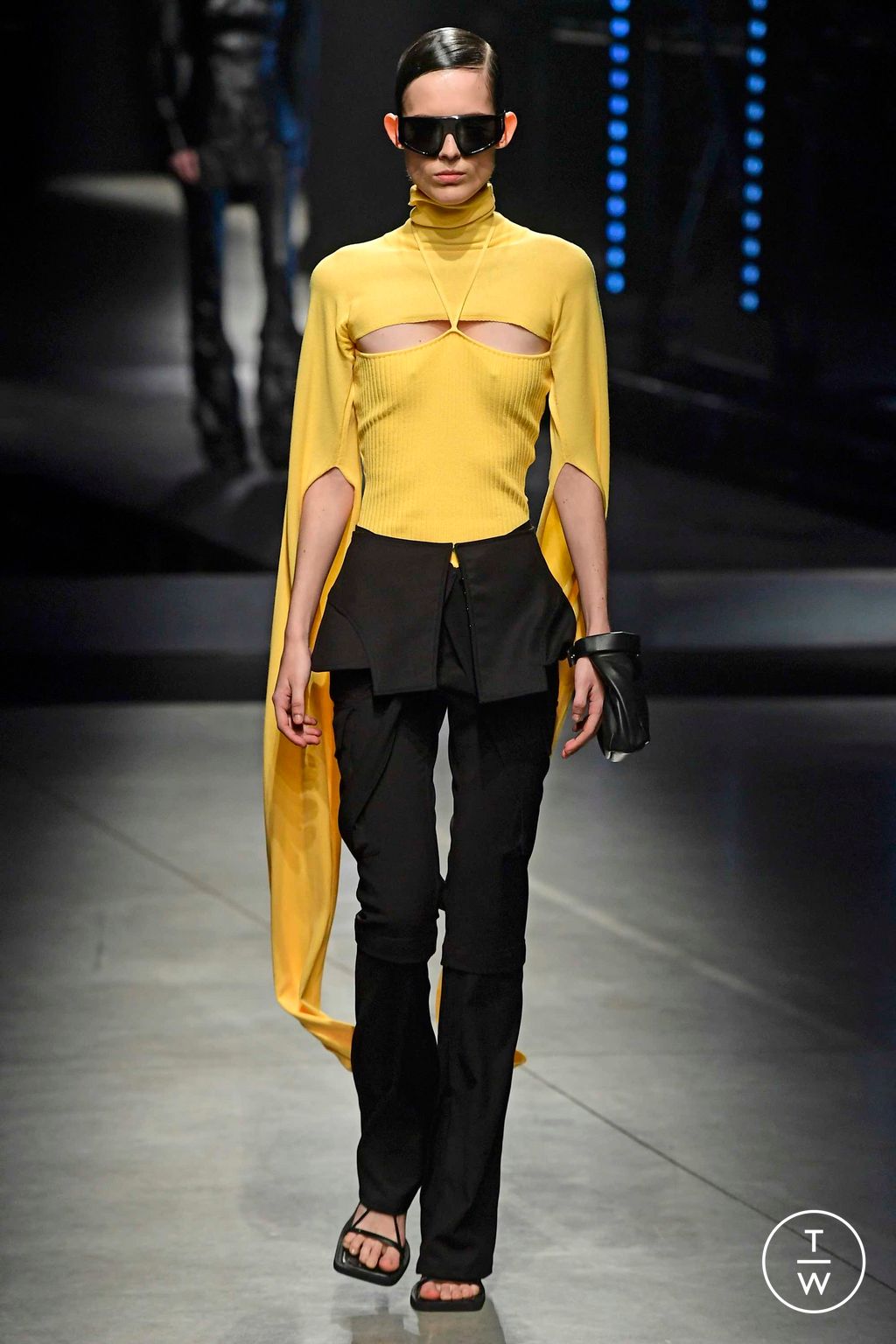 Fashion Week Milan Fall/Winter 2023 look 15 de la collection Andreadamo womenswear