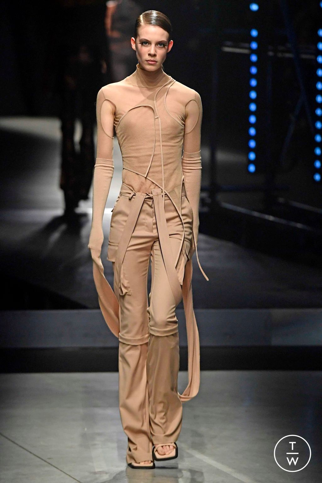 Fashion Week Milan Fall/Winter 2023 look 26 from the Andreadamo collection womenswear