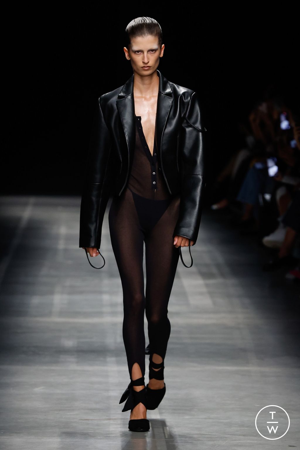 Fashion Week Milan Spring/Summer 2024 look 1 de la collection Andreadamo womenswear