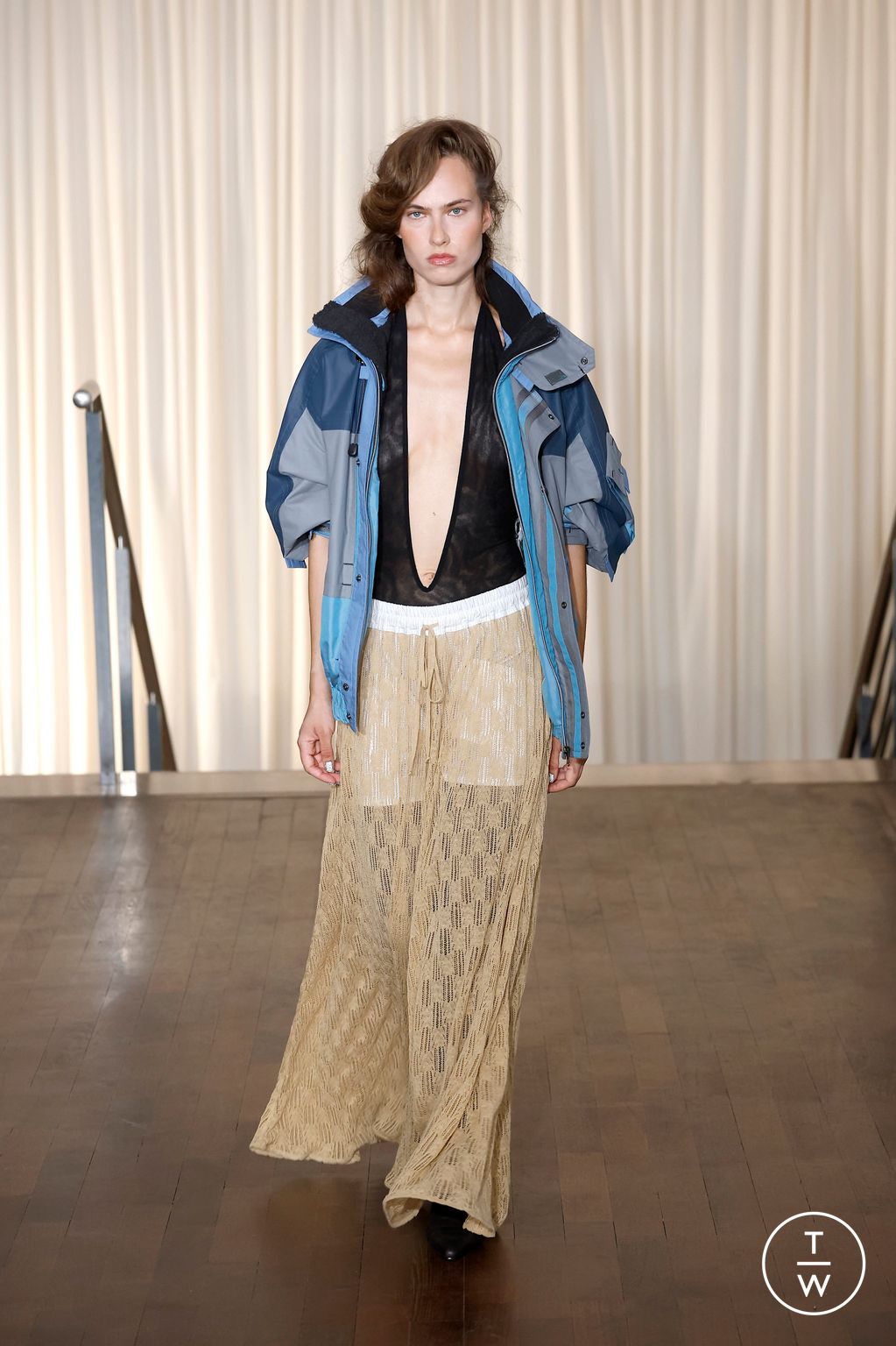 Fashion Week Paris Spring/Summer 2025 look 18 de la collection Andreas Kronthaler for Vivienne Westwood womenswear