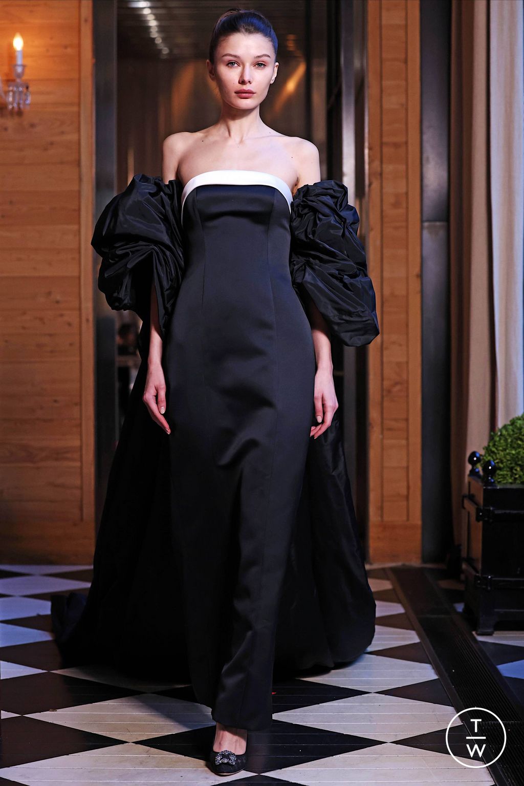 Fashion Week New York Fall/Winter 2023 look 2 de la collection Andrew Kwon womenswear