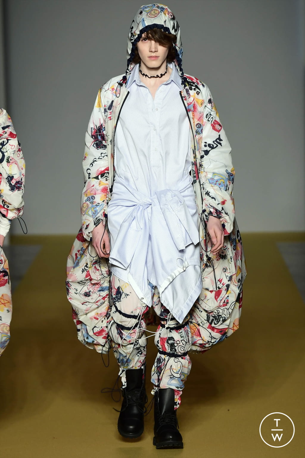 Fashion Week Milan Fall/Winter 2017 look 9 de la collection Angel Chen womenswear