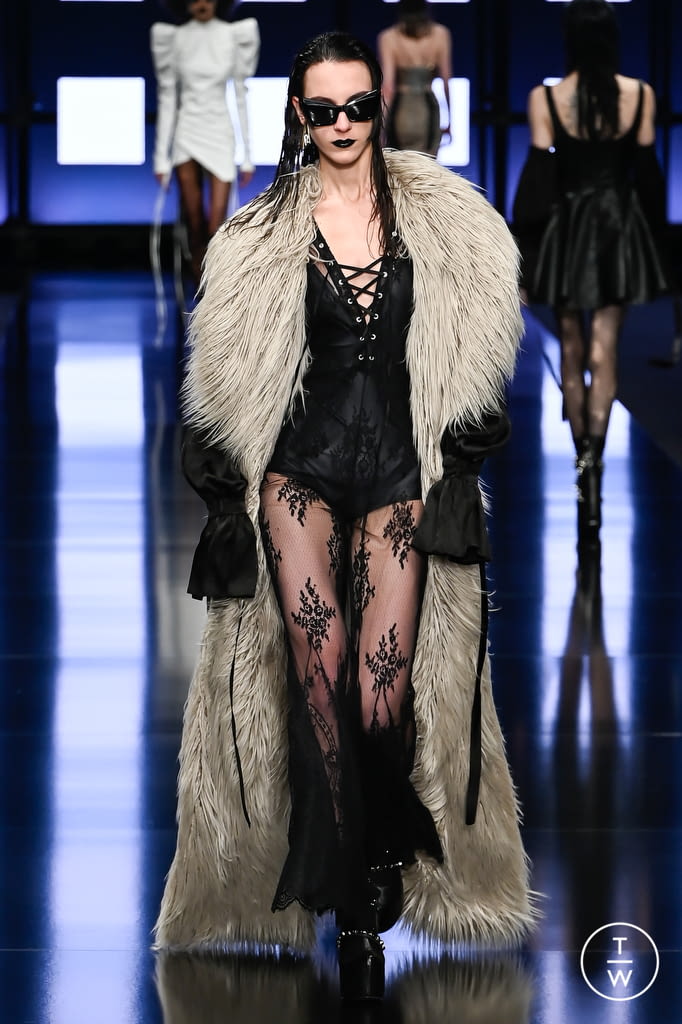 Fashion Week Milan Fall/Winter 2022 look 24 from the Aniye Records collection womenswear