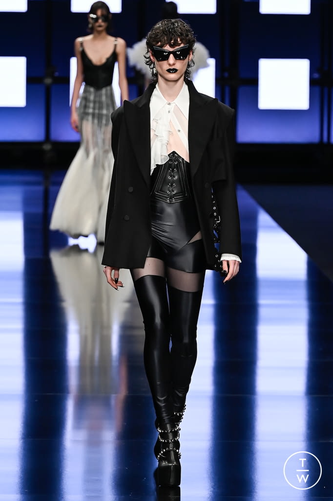 Fashion Week Milan Fall/Winter 2022 look 43 from the Aniye Records collection womenswear