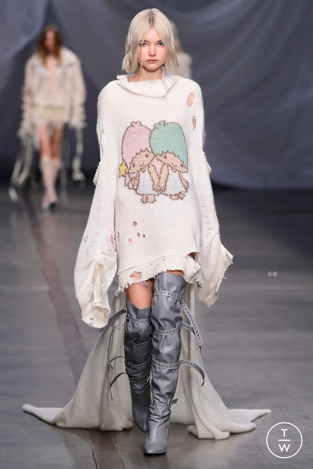 Fashion Week Milan Fall/Winter 2023 look 9 from the Aniye Records collection womenswear