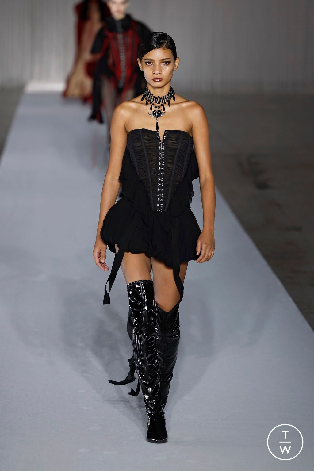 Fashion Week Milan Fall/Winter 2024 look 19 de la collection Aniye Records womenswear
