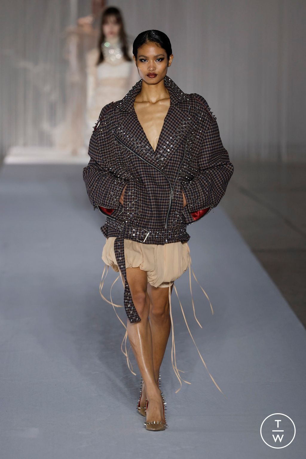 Fashion Week Milan Fall/Winter 2024 look 27 from the Aniye Records collection womenswear