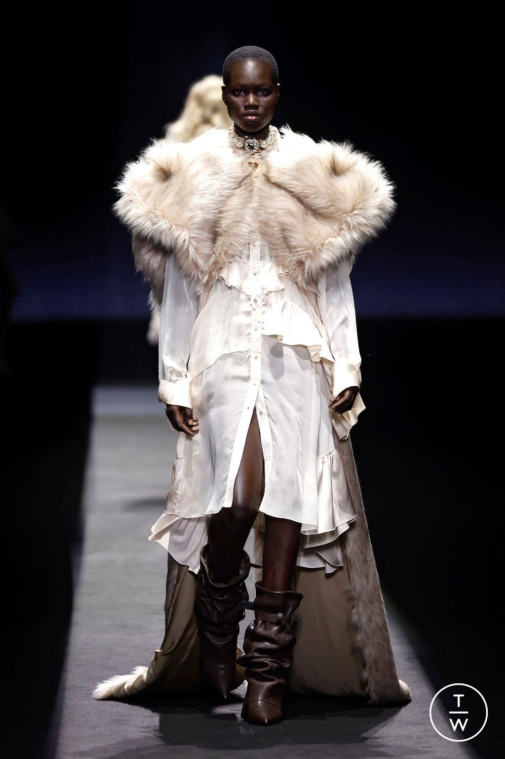 Fashion Week Milan Fall/Winter 2025 look 6 de la collection Aniye Records womenswear