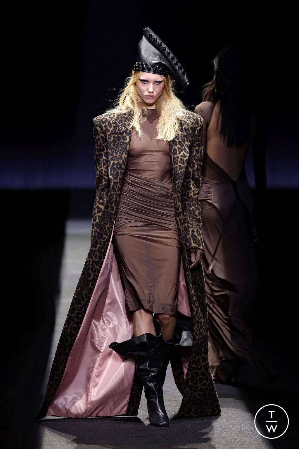 Fashion Week Milan Fall/Winter 2025 look 17 from the Aniye Records collection womenswear