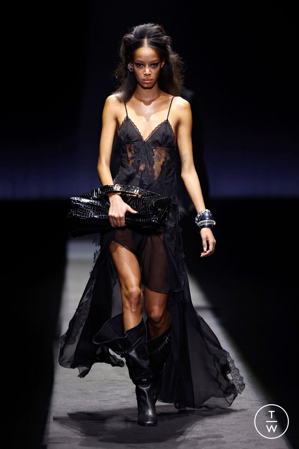 Fashion Week Milan Fall/Winter 2025 look 32 from the Aniye Records collection womenswear