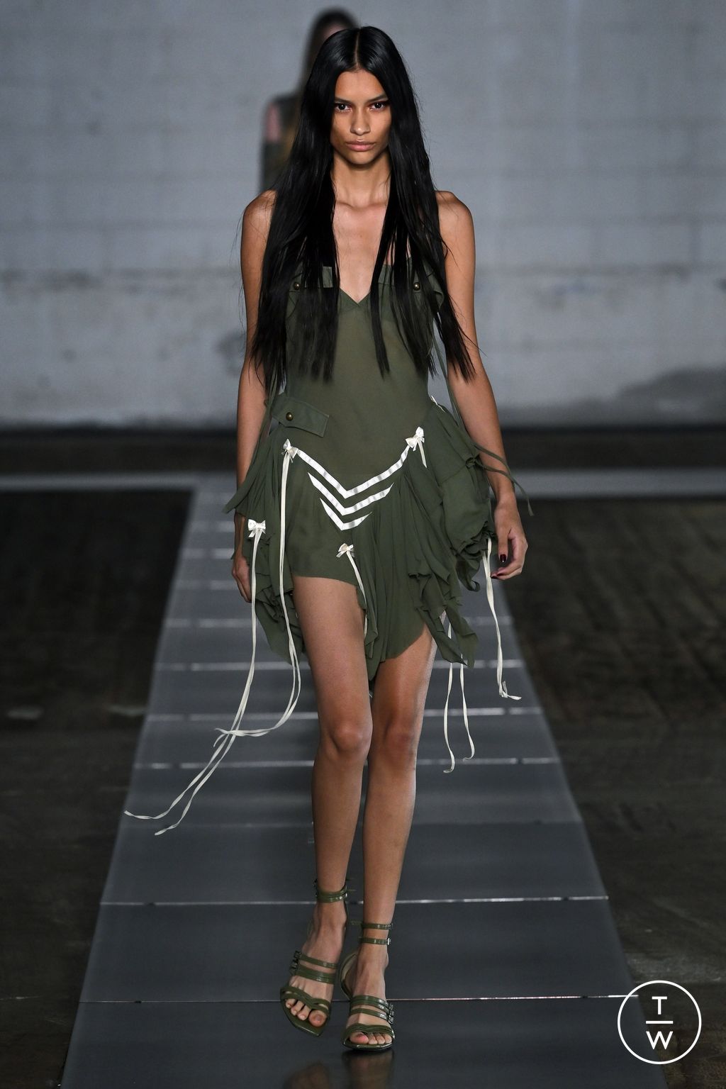 Fashion Week Milan Spring/Summer 2024 look 2 from the Aniye Records collection 女装