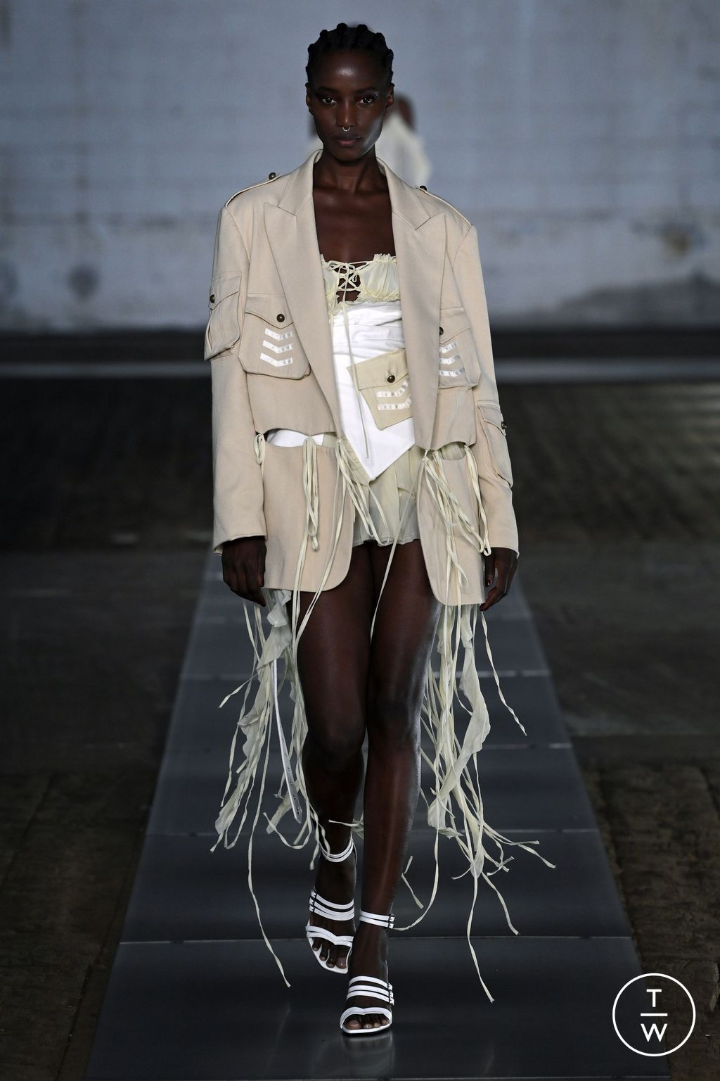 Fashion Week Milan Spring/Summer 2024 look 9 from the Aniye Records collection 女装