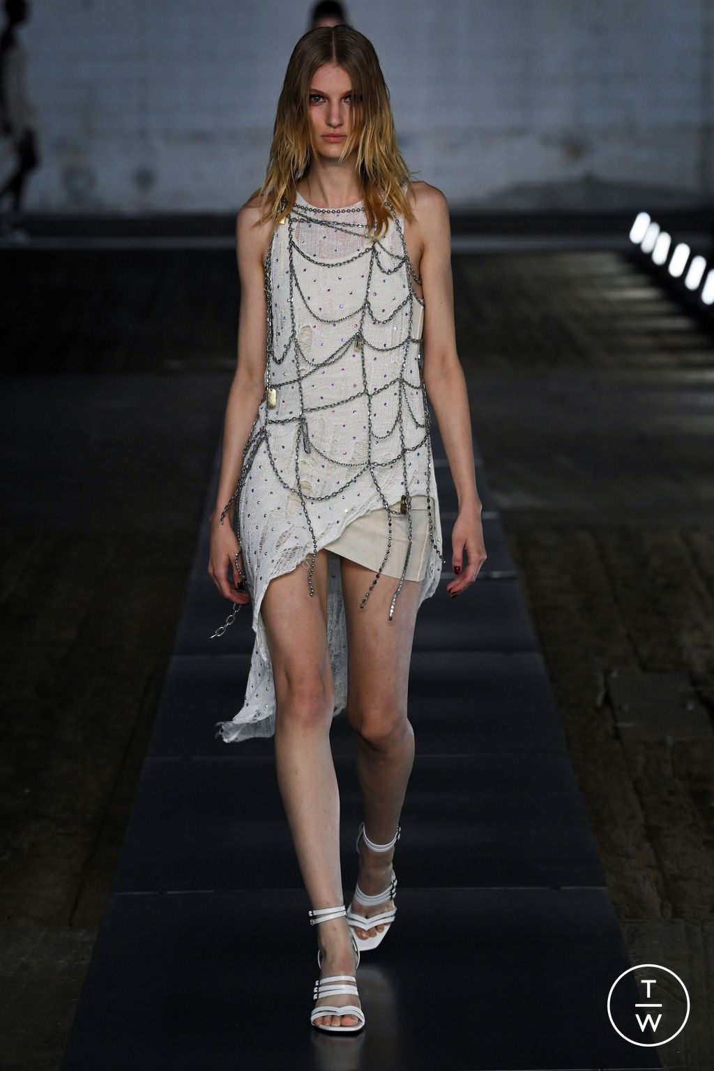 Fashion Week Milan Spring/Summer 2024 look 15 from the Aniye Records collection womenswear