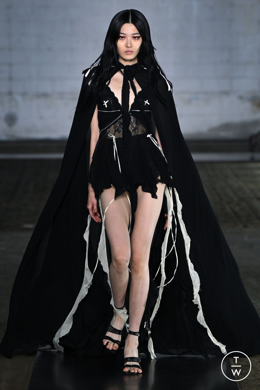 Fashion Week Milan Spring/Summer 2024 look 36 from the Aniye Records collection 女装