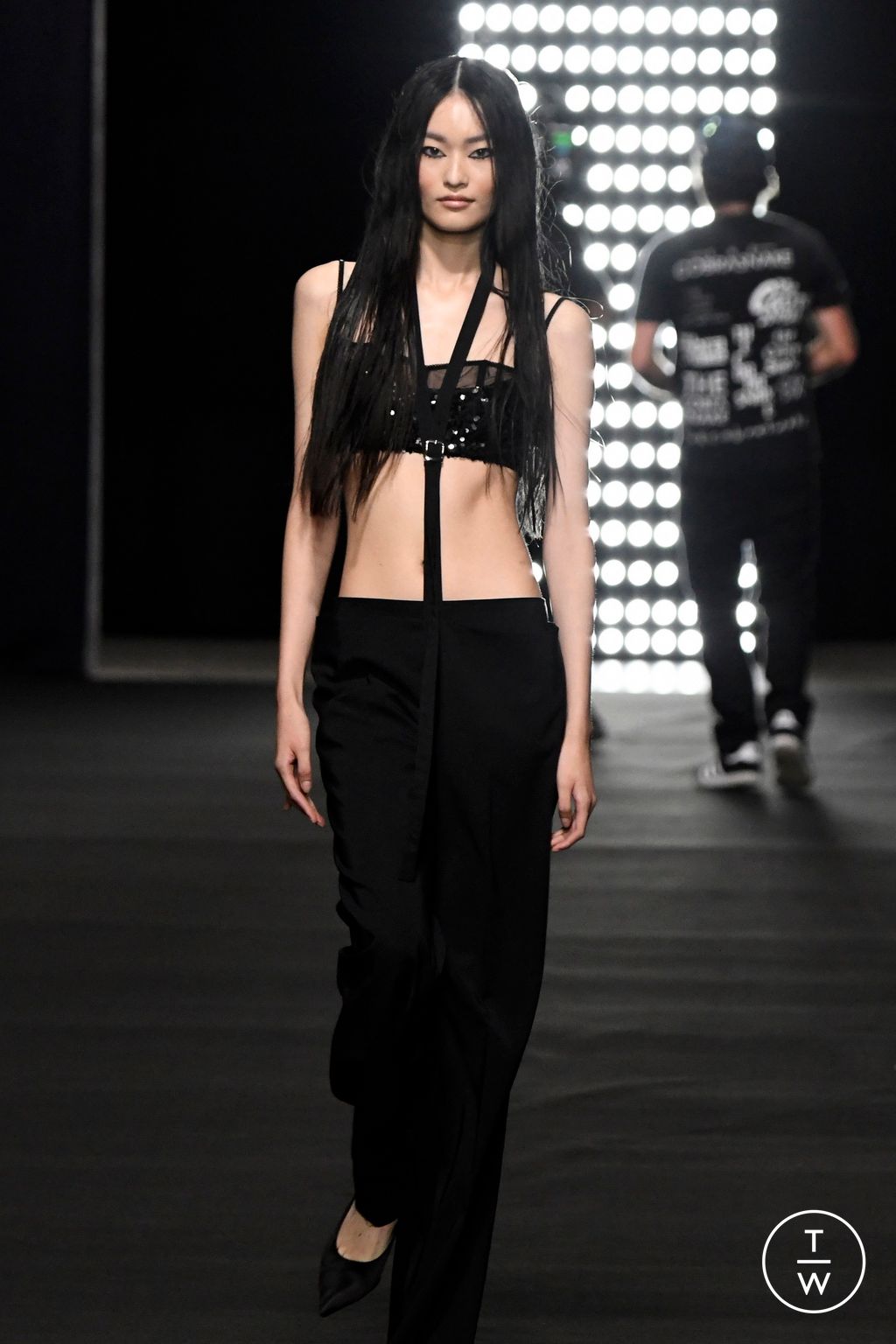 Fashion Week Milan Spring/Summer 2025 look 16 from the Aniye Records collection womenswear