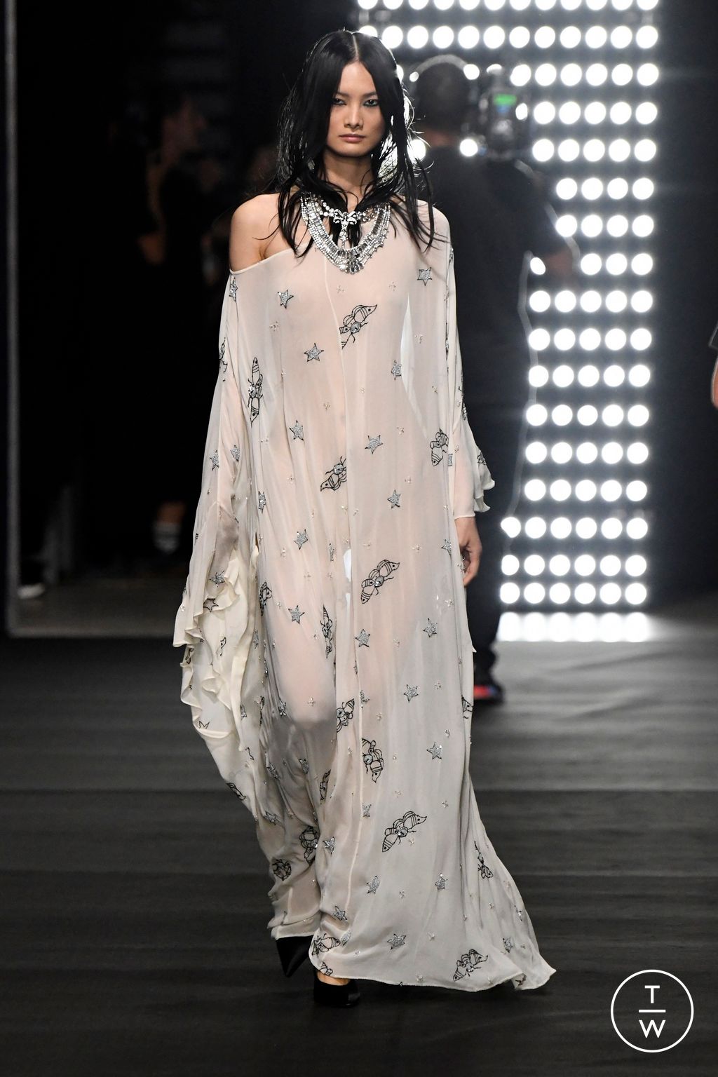 Fashion Week Milan Spring/Summer 2025 look 20 from the Aniye Records collection womenswear