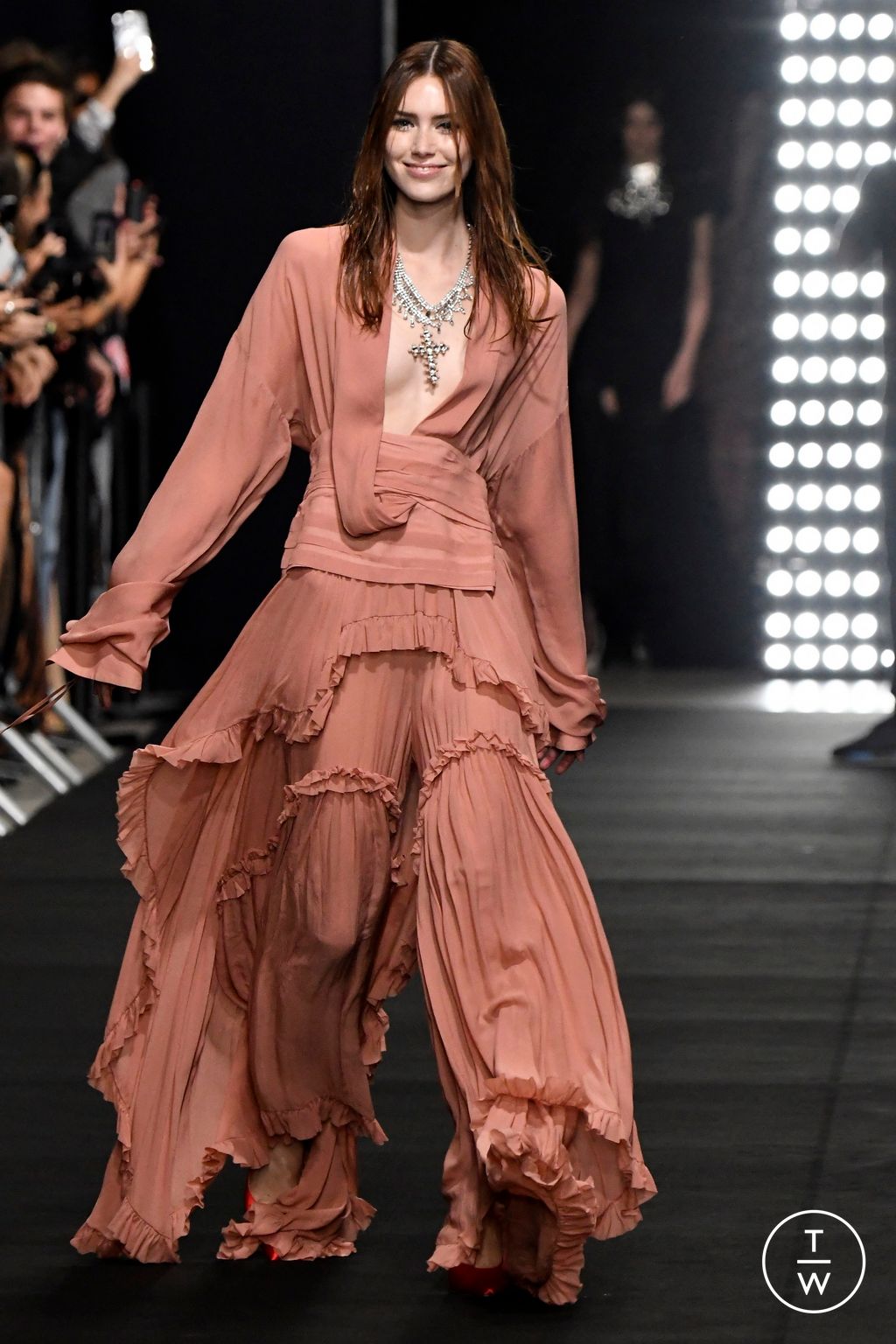 Fashion Week Milan Spring/Summer 2025 look 25 from the Aniye Records collection womenswear