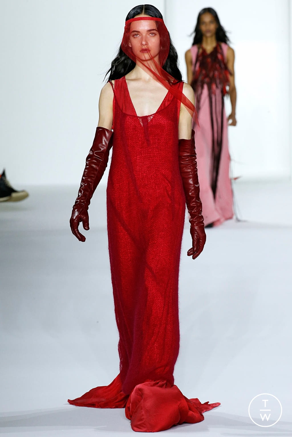 Fashion Week Paris Fall/Winter 2019 look 2 from the Ann Demeulemeester collection 女装