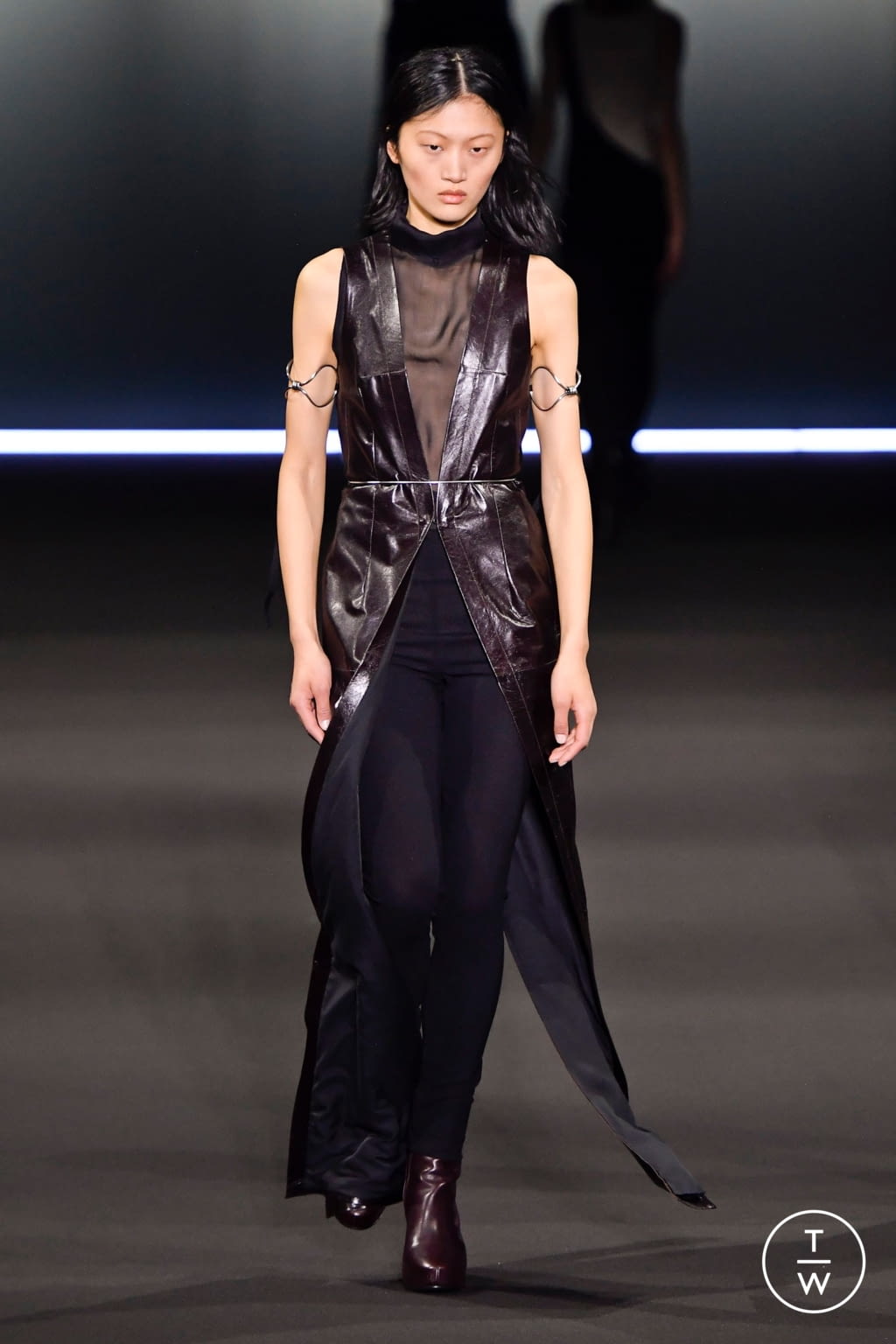 Fashion Week Paris Fall/Winter 2020 look 14 from the Ann Demeulemeester collection 女装