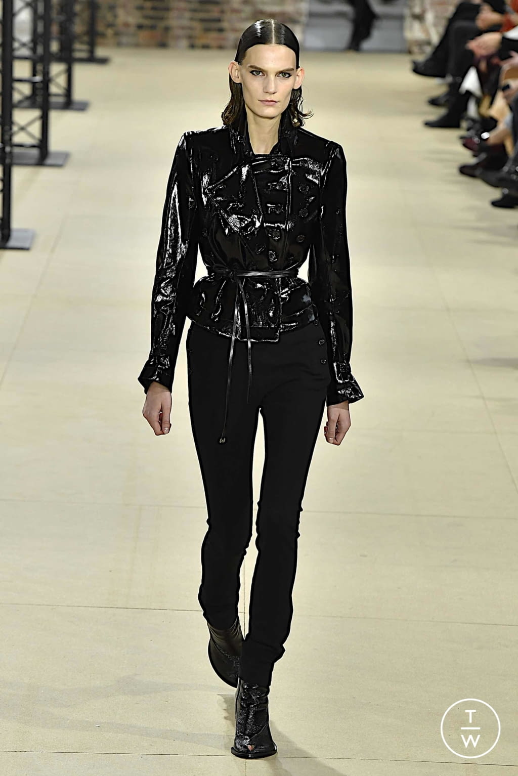 Fashion Week Paris Spring/Summer 2020 look 21 from the Ann Demeulemeester collection womenswear