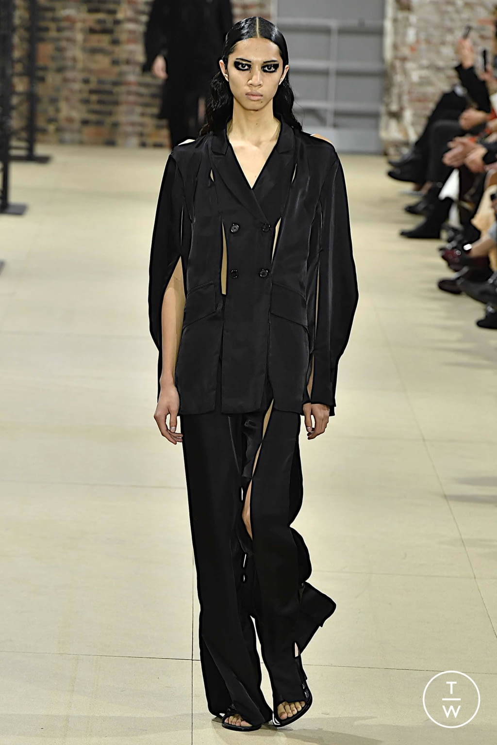 Fashion Week Paris Spring/Summer 2020 look 25 from the Ann Demeulemeester collection womenswear