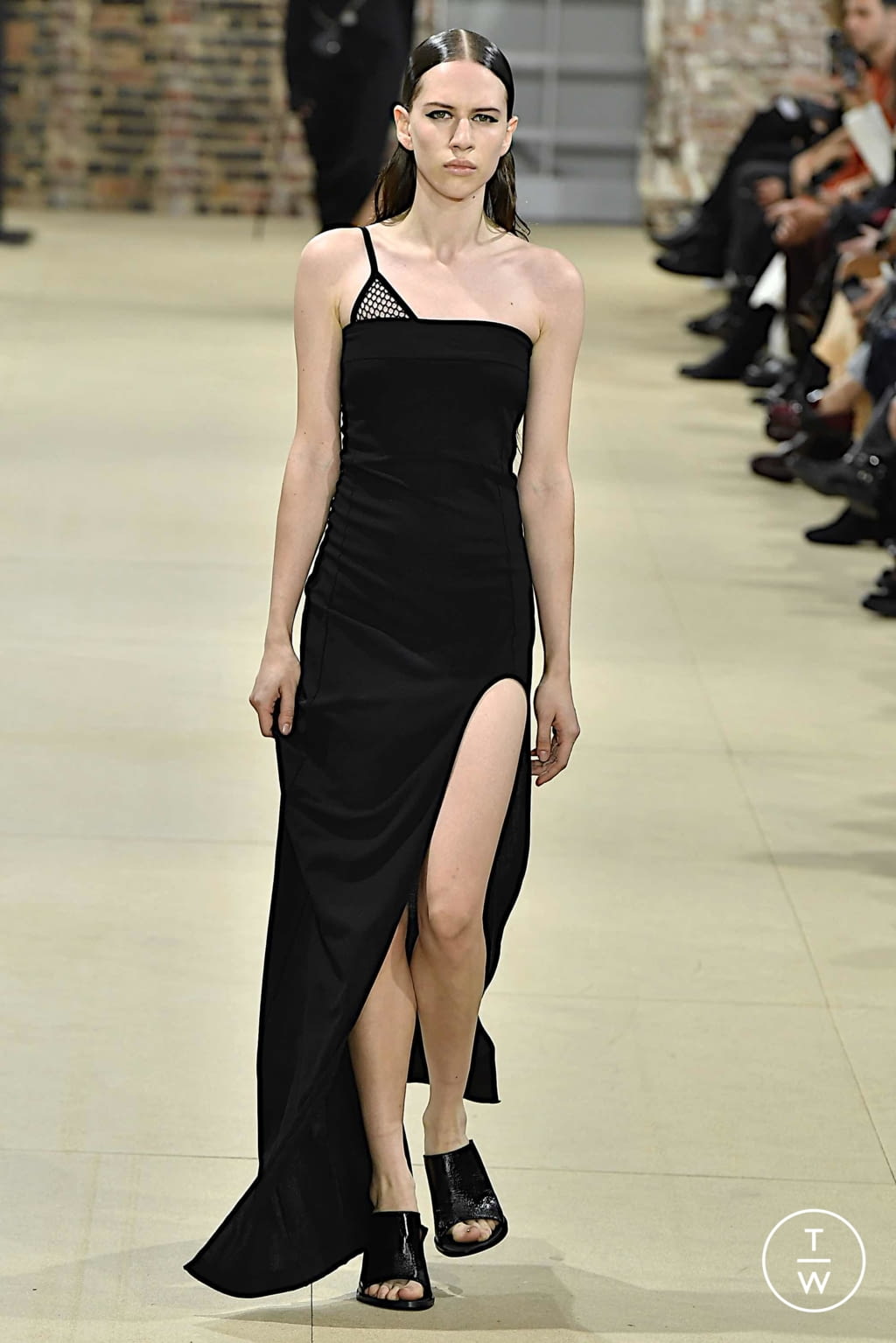 Fashion Week Paris Spring/Summer 2020 look 34 from the Ann Demeulemeester collection womenswear