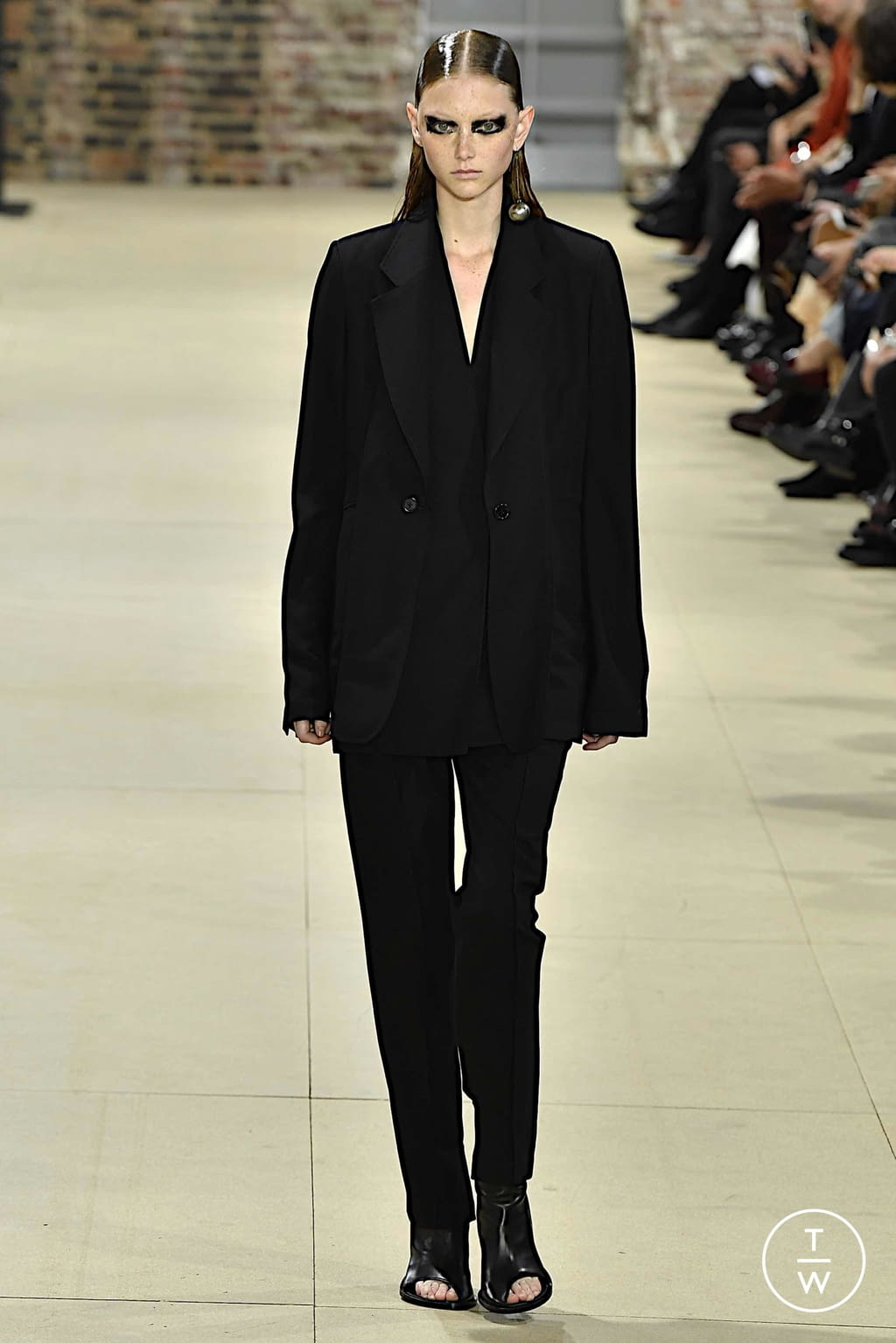 Fashion Week Paris Spring/Summer 2020 look 38 from the Ann Demeulemeester collection womenswear