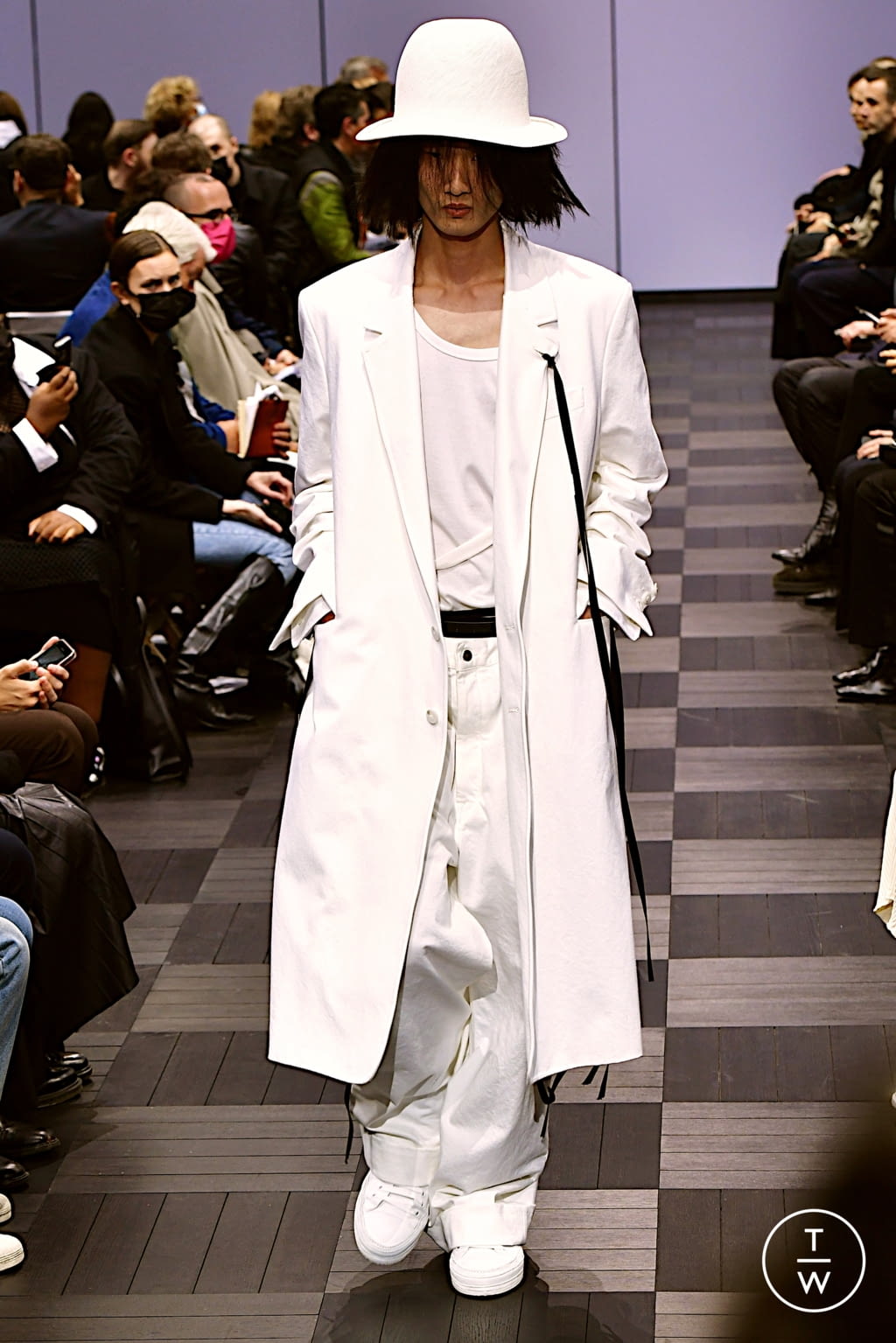 Fashion Week Paris Spring/Summer 2022 look 9 from the Ann Demeulemeester collection 女装