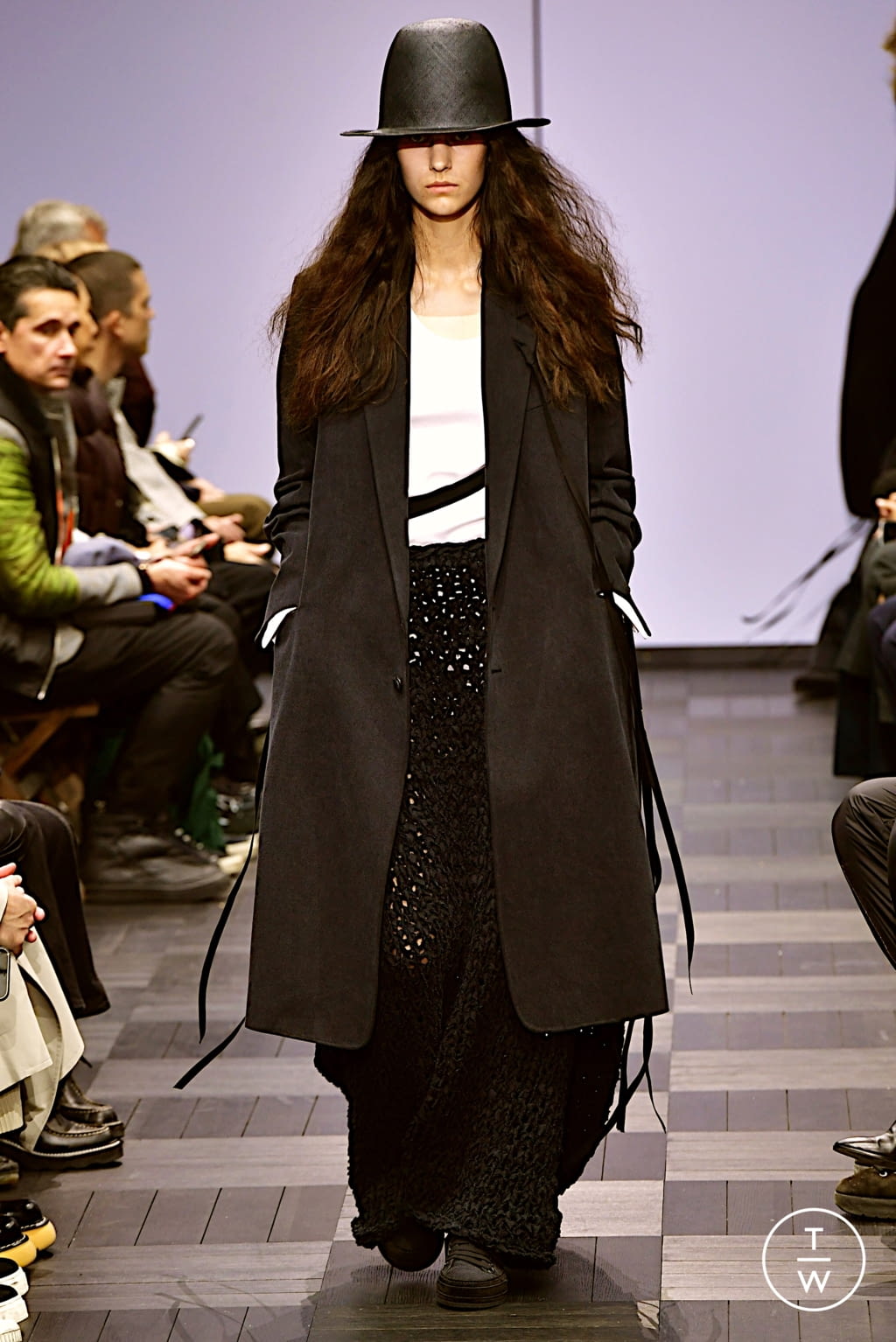 Fashion Week Paris Spring/Summer 2022 look 12 from the Ann Demeulemeester collection womenswear