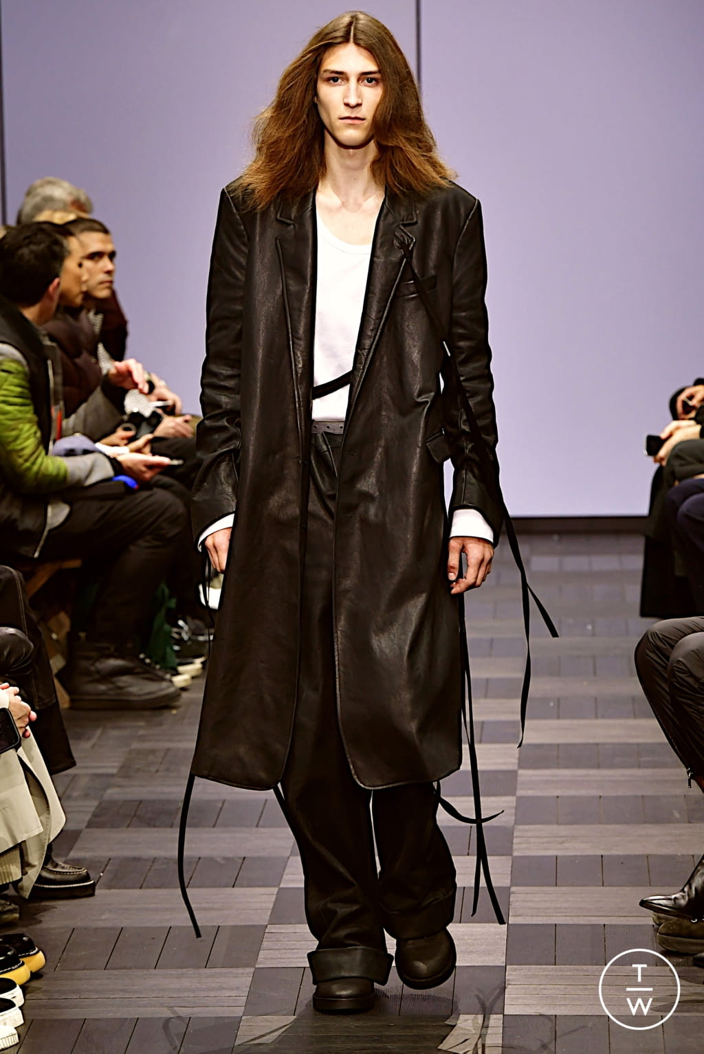 Fashion Week Paris Spring/Summer 2022 look 29 from the Ann Demeulemeester collection 女装