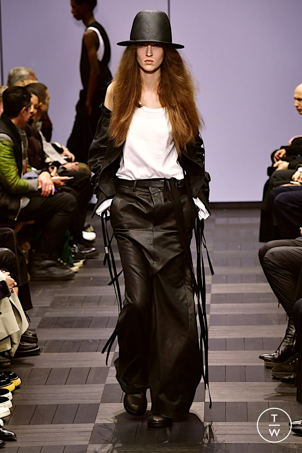 Fashion Week Paris Spring/Summer 2022 look 32 from the Ann Demeulemeester collection womenswear