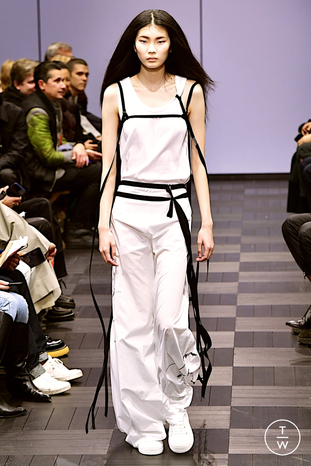 Fashion Week Paris Spring/Summer 2022 look 39 from the Ann Demeulemeester collection womenswear