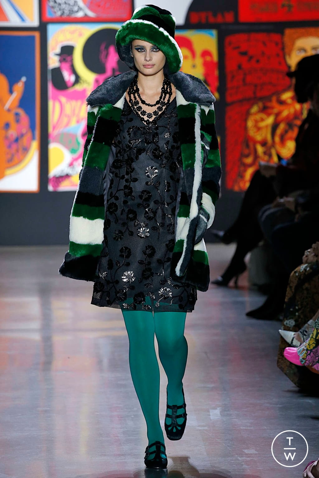 Fashion Week New York Fall/Winter 2019 look 29 from the Anna Sui collection womenswear