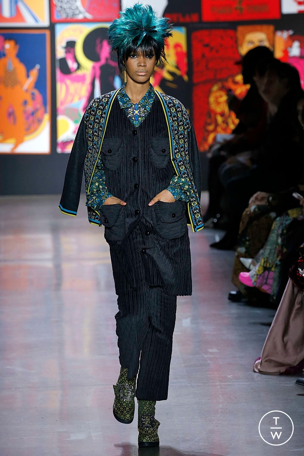 Fashion Week New York Fall/Winter 2019 look 38 from the Anna Sui collection 女装