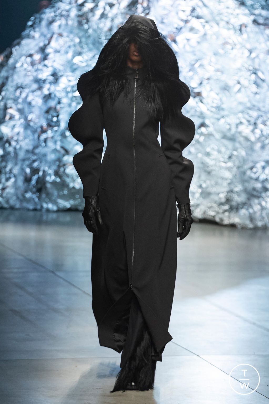 Fashion Week Milan Fall/Winter 2023 look 2 from the Annakiki collection womenswear