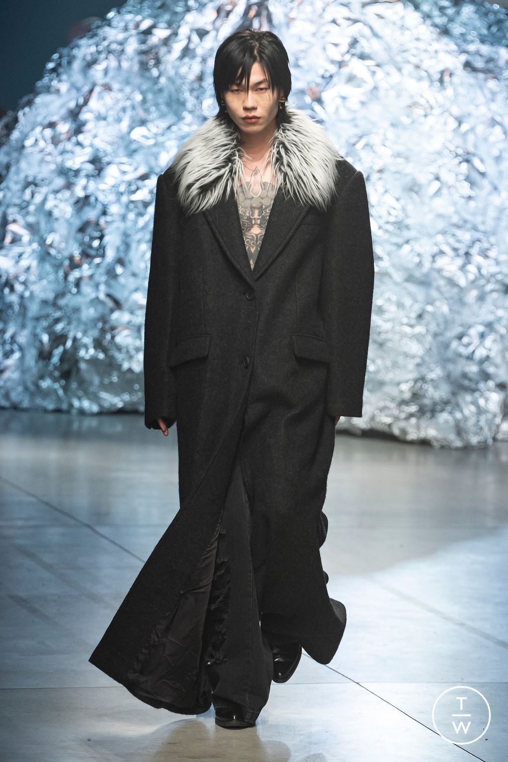 Fashion Week Milan Fall/Winter 2023 look 26 de la collection Annakiki womenswear