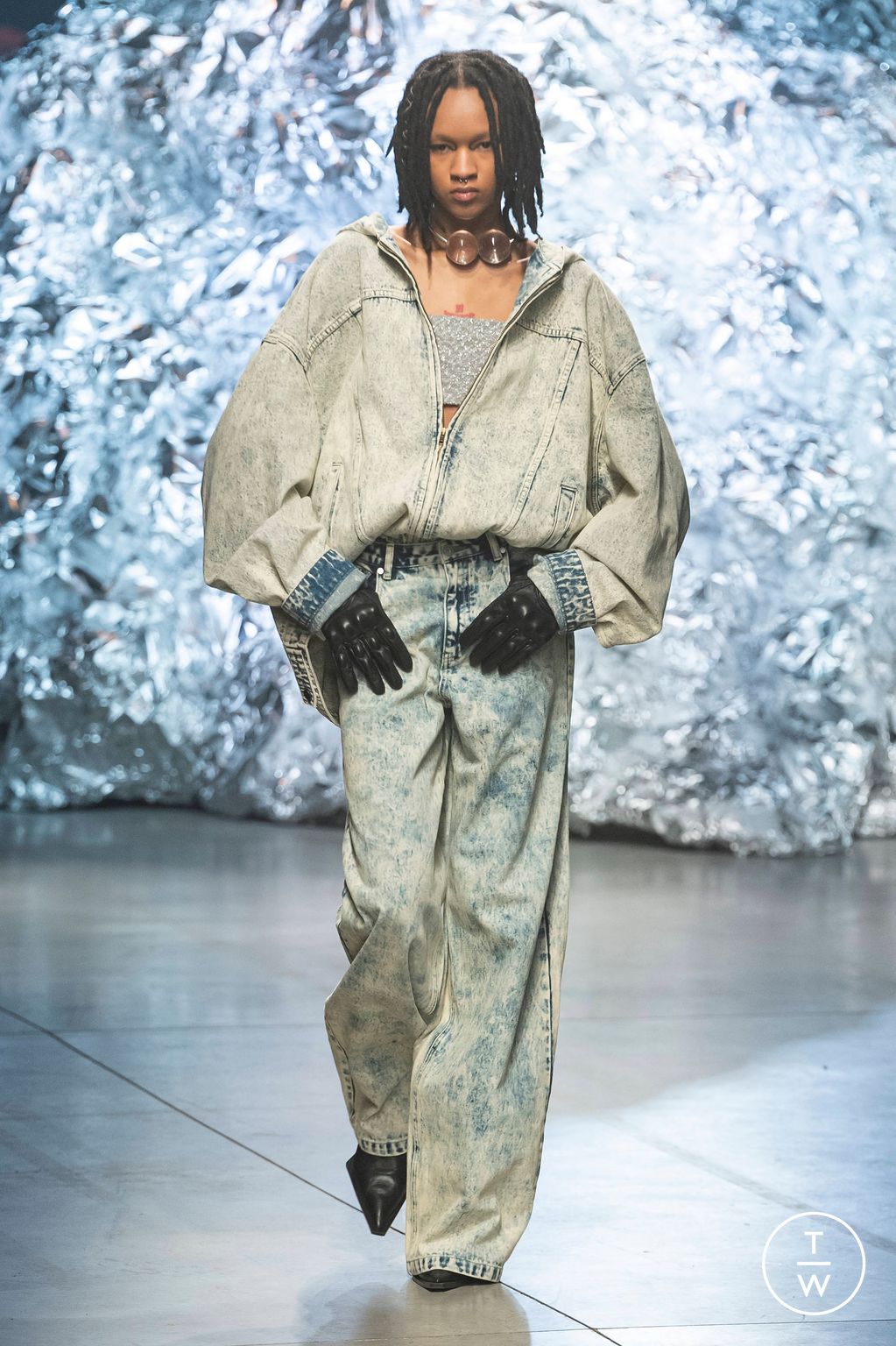Fashion Week Milan Fall/Winter 2023 look 35 de la collection Annakiki womenswear