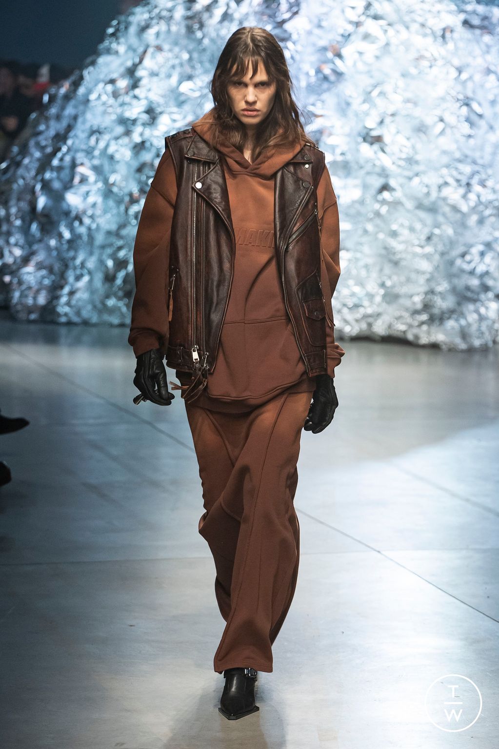 Fashion Week Milan Fall/Winter 2023 look 38 from the Annakiki collection 女装