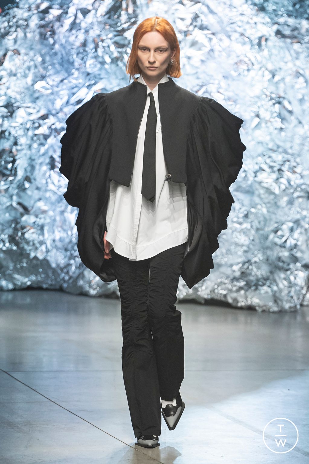 Fashion Week Milan Fall/Winter 2023 look 39 de la collection Annakiki womenswear