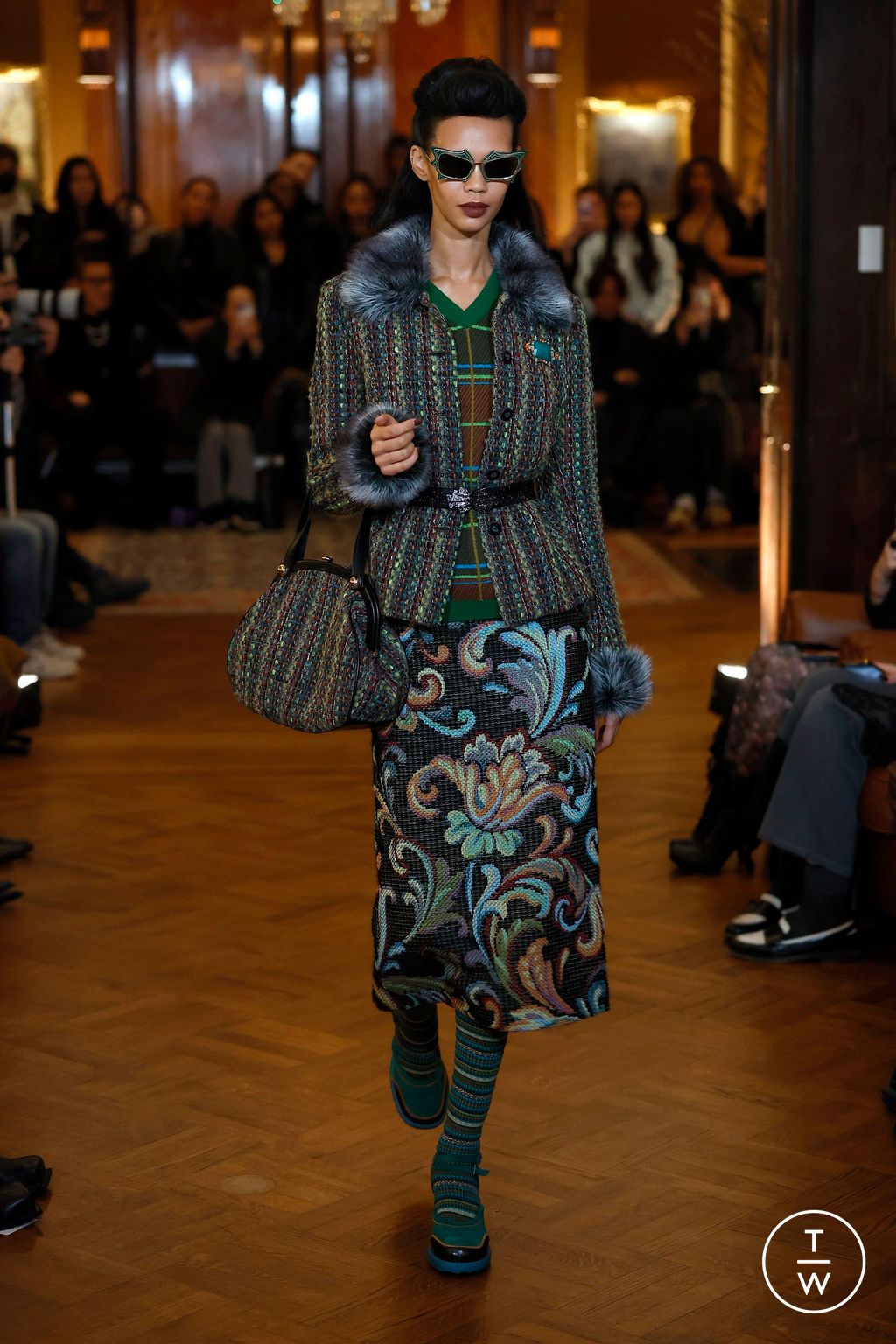 Fashion Week New York Fall/Winter 2025 look 10 from the Anna Sui collection 女装