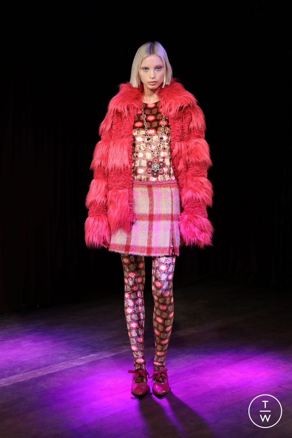 Fashion Week New York Fall/Winter 2023 look 14 de la collection Anna Sui womenswear