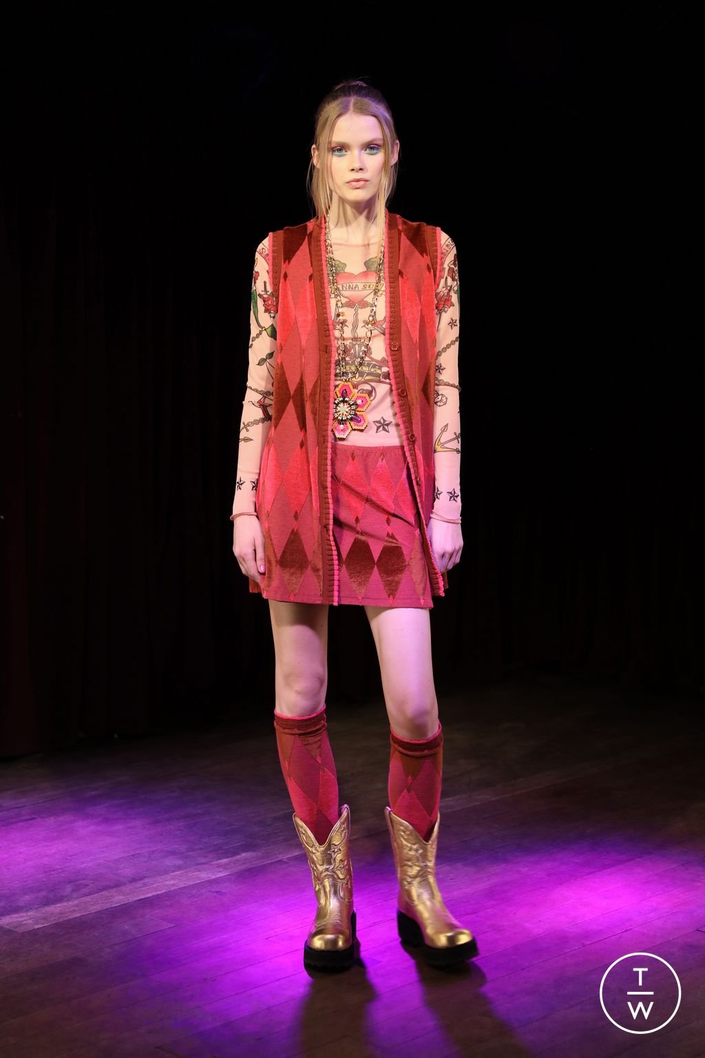 Fashion Week New York Fall/Winter 2023 look 15 from the Anna Sui collection womenswear