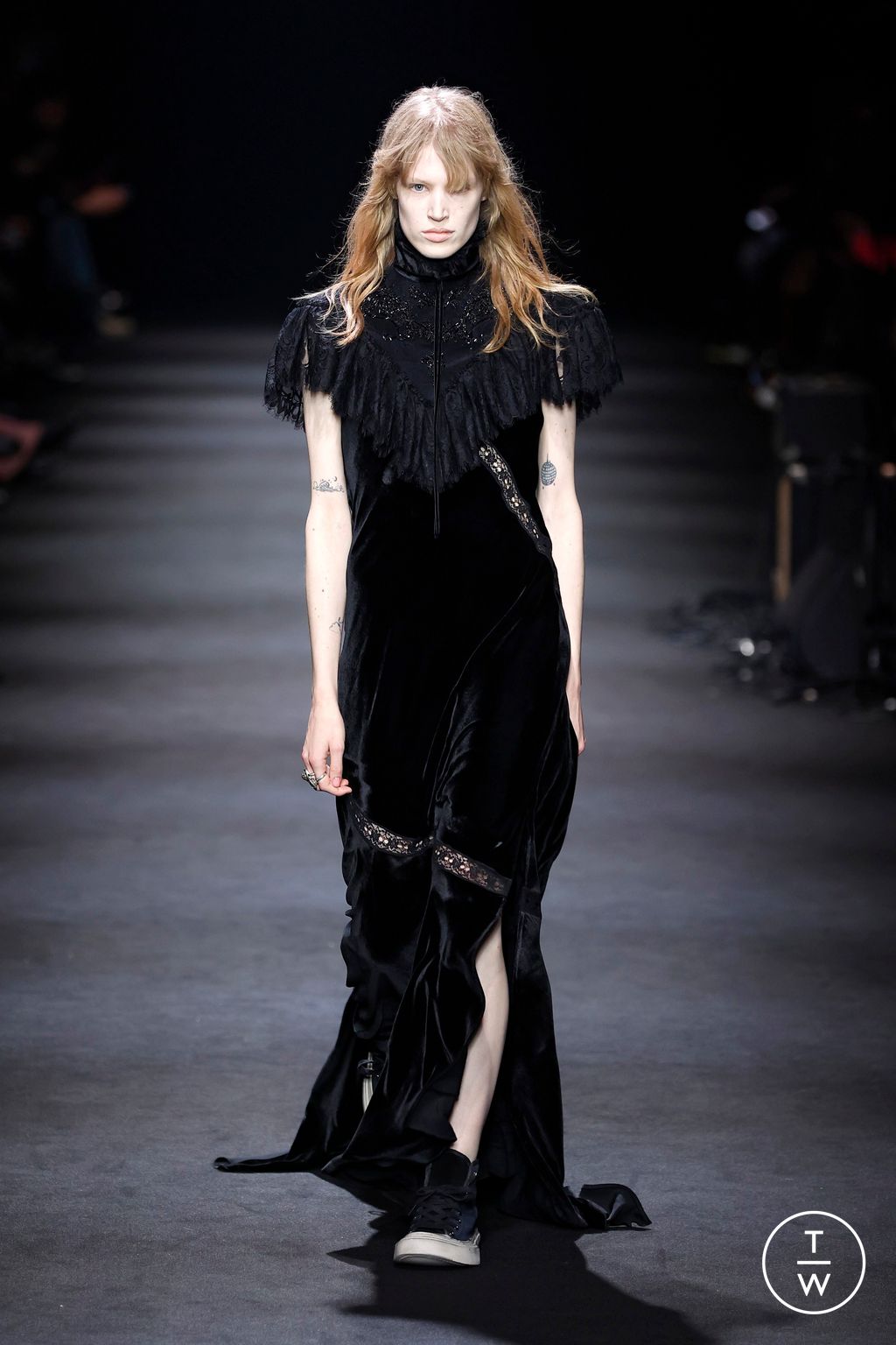 Fashion Week Paris Fall/Winter 2026 look 38 from the Ann Demeulemeester collection womenswear