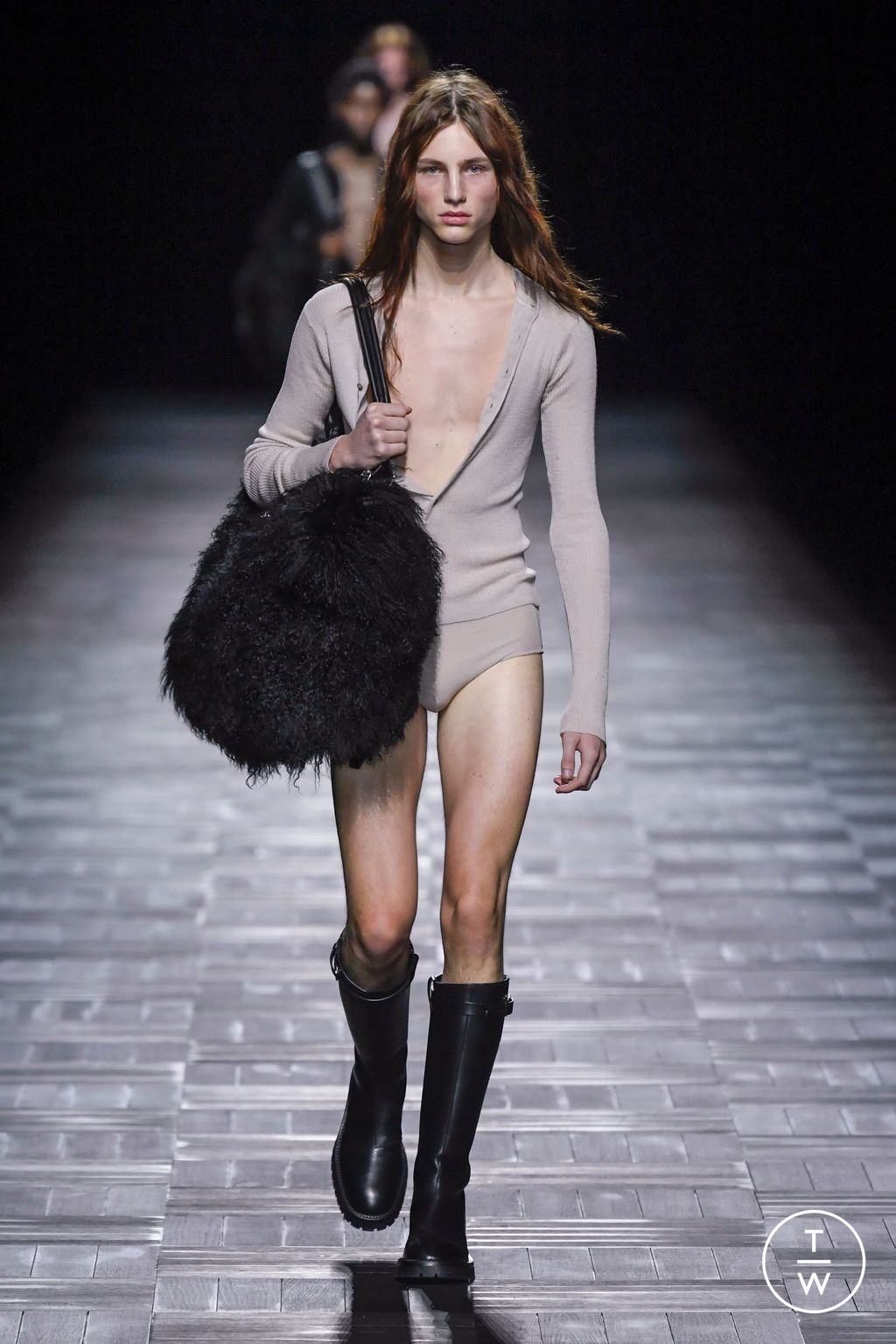 Fashion Week Paris Fall/Winter 2023 look 17 from the Ann Demeulemeester collection womenswear