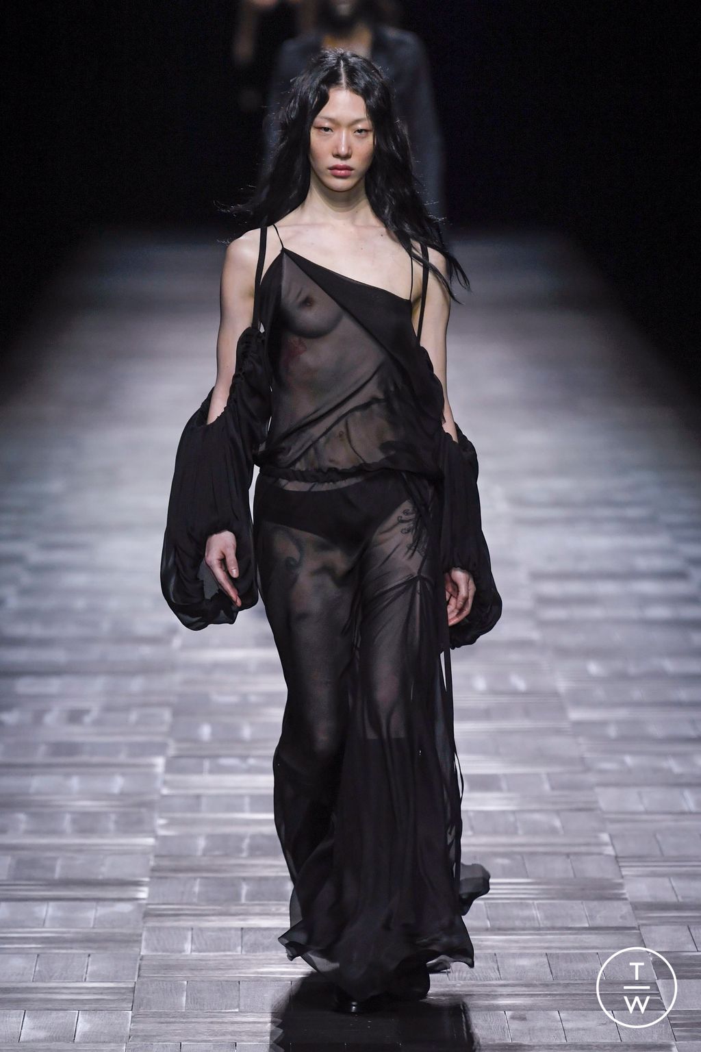 Fashion Week Paris Fall/Winter 2023 look 29 de la collection Ann Demeulemeester womenswear